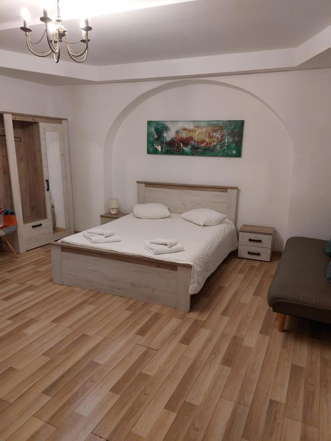 Poet Pastior Residence Сибиу Стая снимка