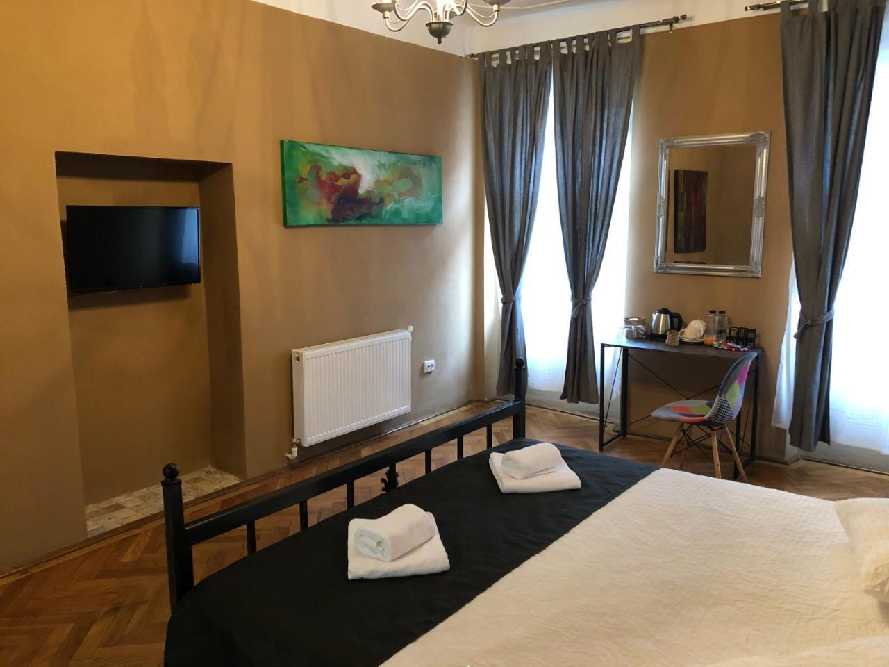 Poet Pastior Residence Сибиу Екстериор снимка