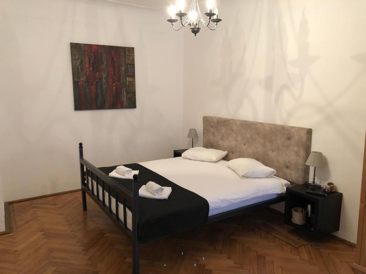 Poet Pastior Residence Сибиу Екстериор снимка